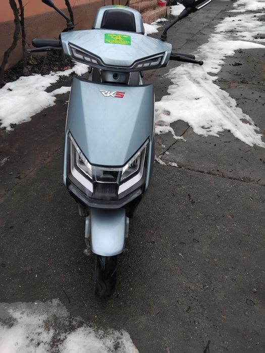 Vând scuter electric!