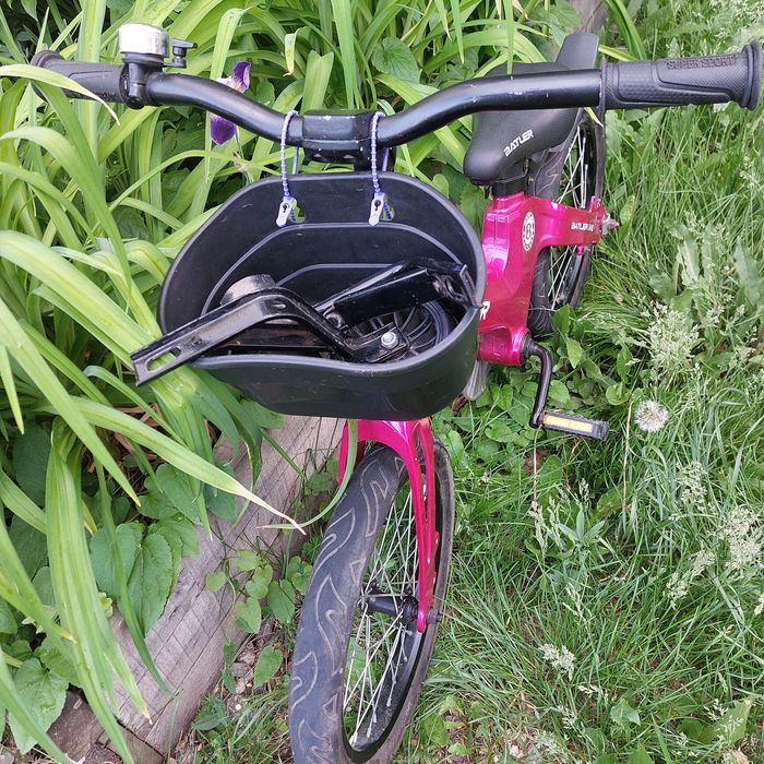 Продаётся детский велосипед.