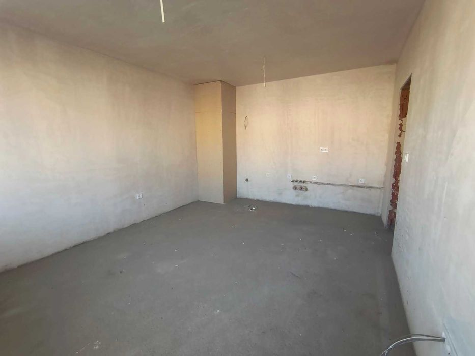 Тристаен апартамент пред Акт 16