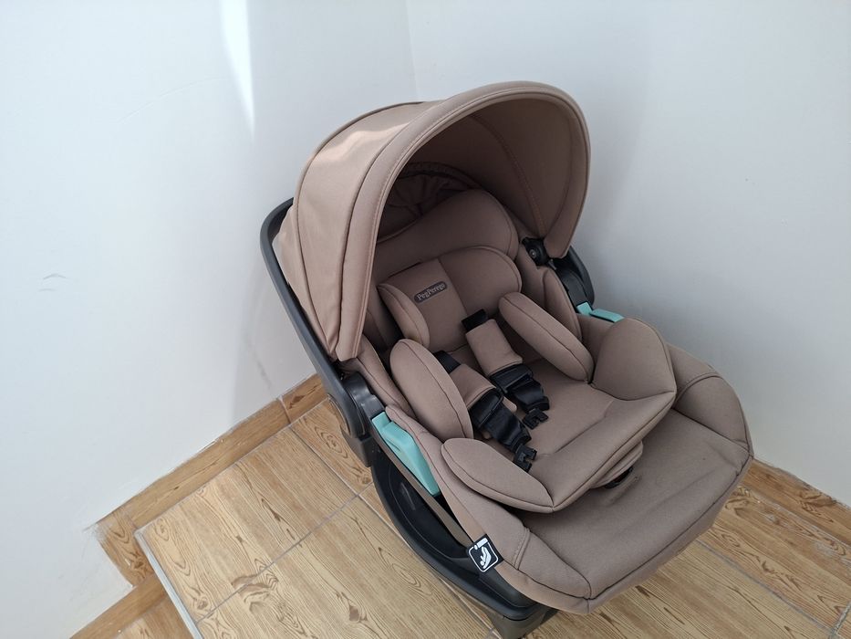 Столче за кола с isofix