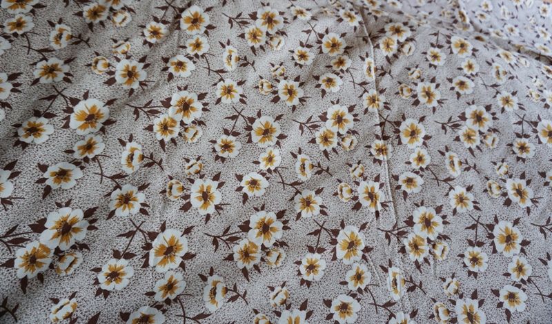 Килим ръчнотъкан плат за палта и 2 парчета бархет