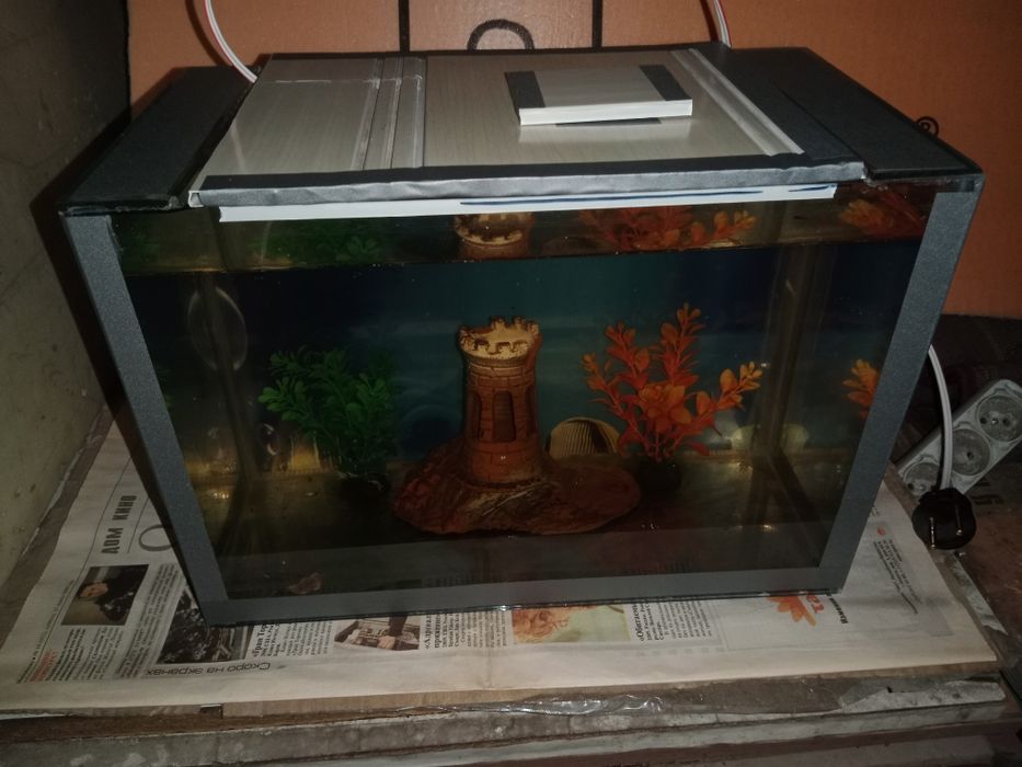 Новый аквариум 22л + бонусы и рыбки.