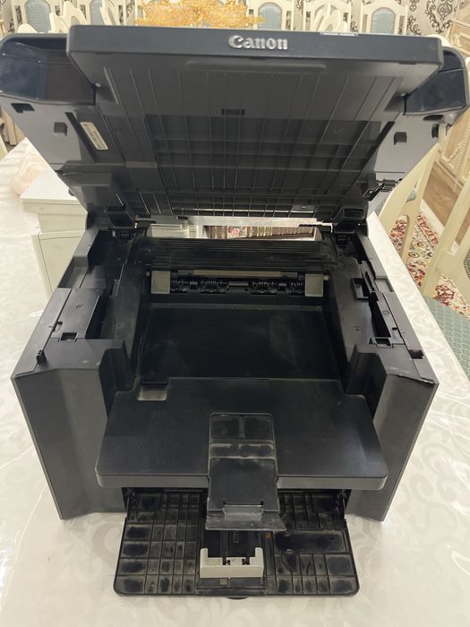 Принтер canon.