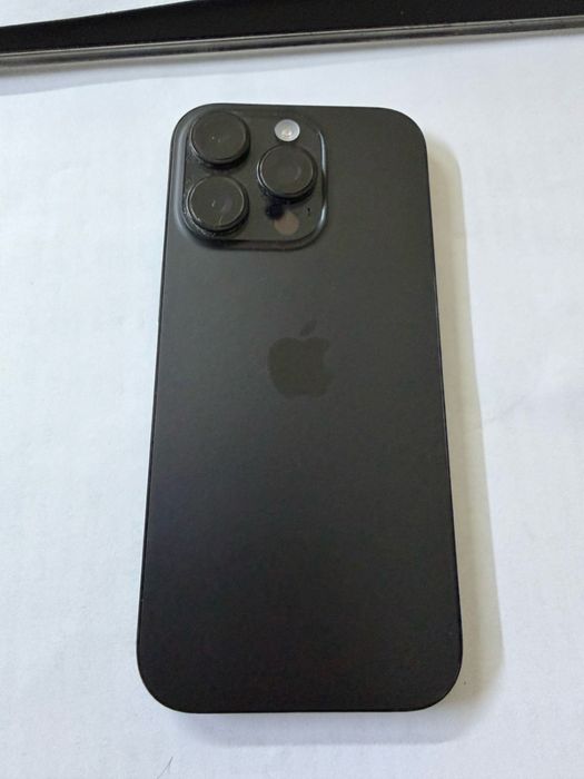 Iphone 16 pro 128gb , battery health 100%