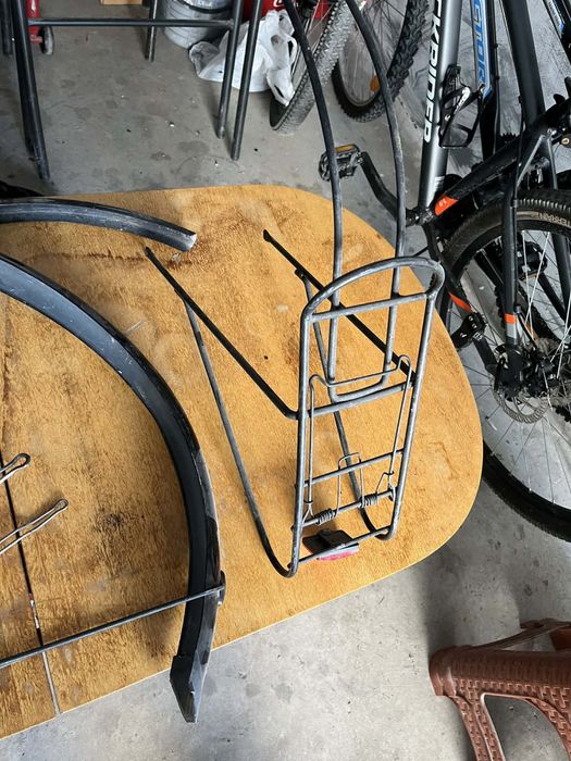 Калници и багажник за колело