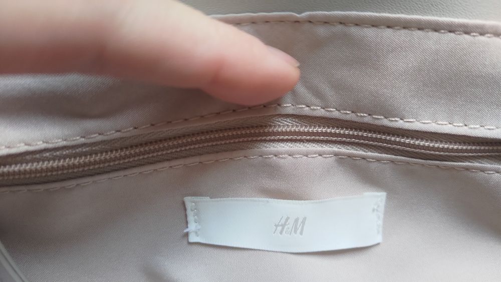 Geanta H&M bej, noua