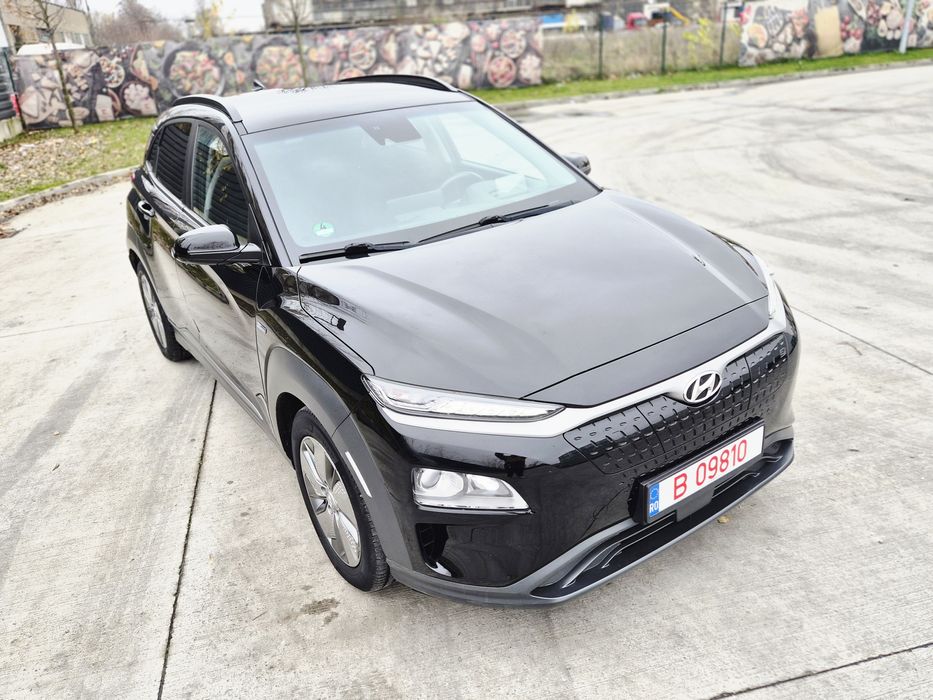 Hyundai Kona 64 kw ,450 km autonomie Bijuterie .Schimb,Variante