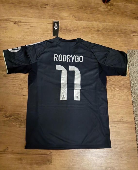 Tricou Rodrygo.