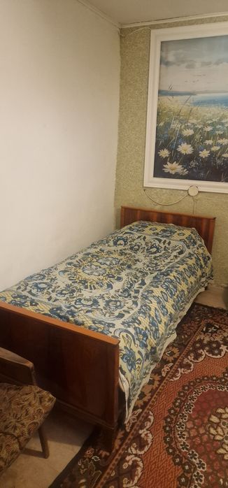 Кровати с матрасами