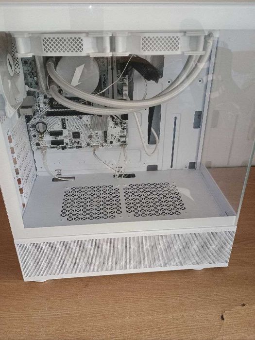 PC Gaming High-End Intel i9-14900K / 32GB DDR5 Kingston Fury RGB / SSD Samsung NVMe / RGB