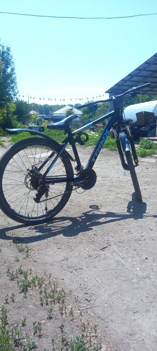 СРОЧНО продам велосипед TRINX M500