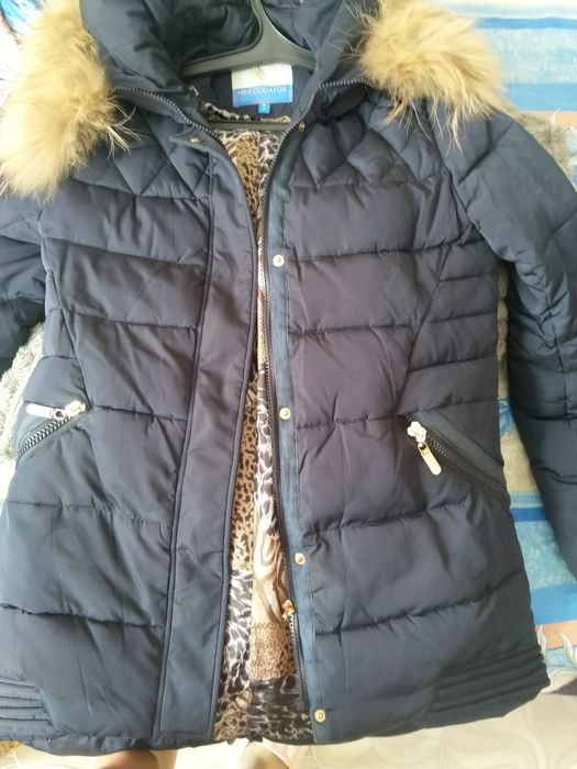 Продам зимнюю курточку