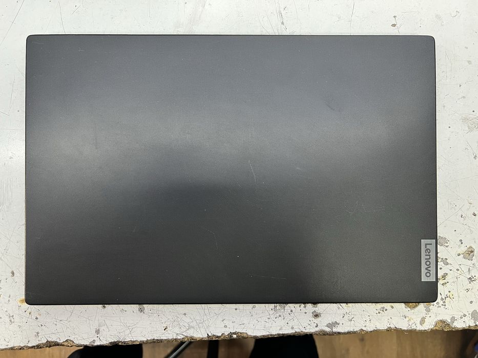 Noutbuk Lenovo V15 G4 AMN