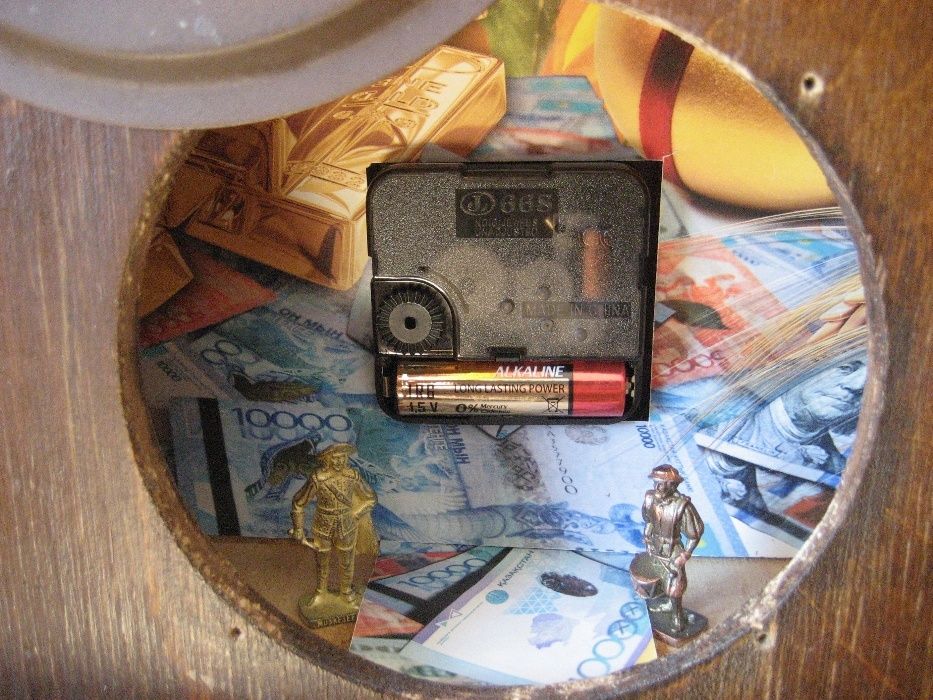 Часы советские