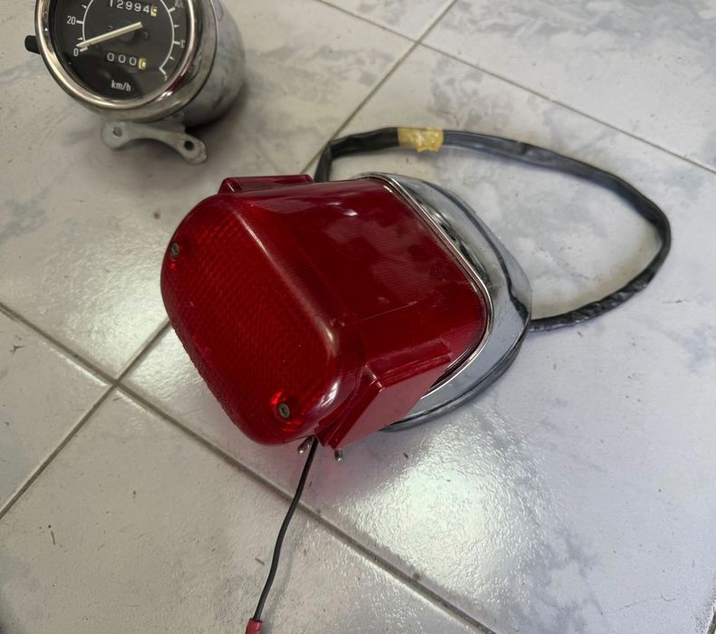 Yamaha XV Virago 125 / 250 / 535 оригинални части - фар, табло и др.