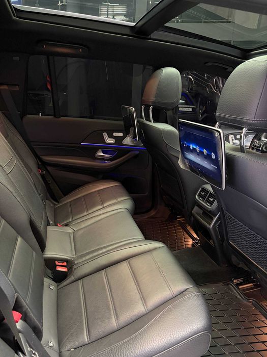 В продаже Mercedes-Benz  GLS 450