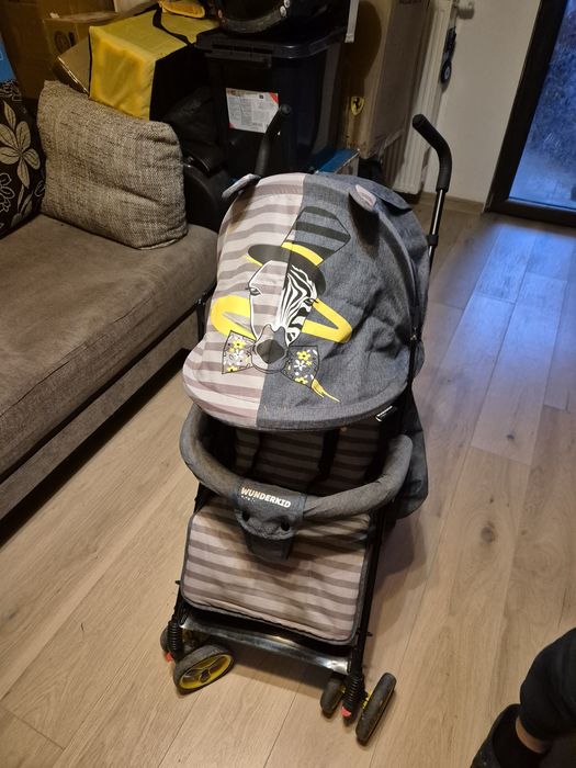 Carucior voiaj Kinderkraft Giraffe tip umbrela