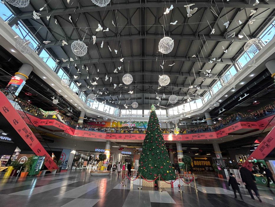 Аренда 412 м² под торговлю, производство, шоурум в Депо Молл (55)