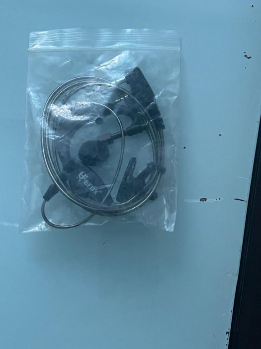 Продам наушники