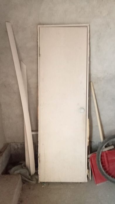 Межкомнатный дверь б/у