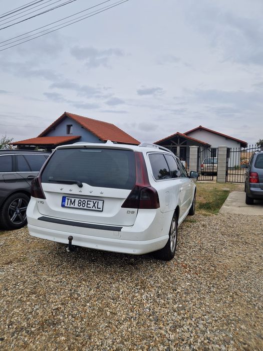 Volvo v70.  2.0    euro 5
