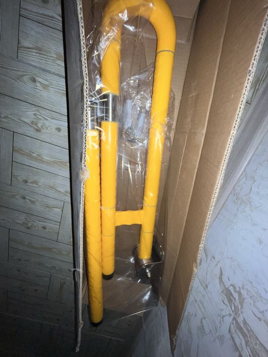 Поручни инвалид адамдарга