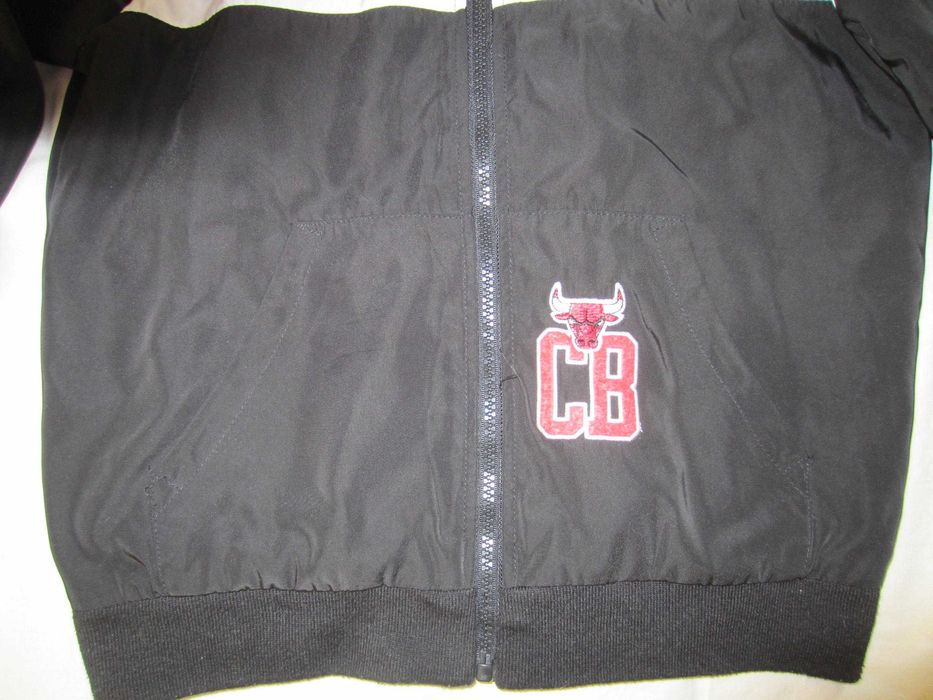 Geaca copil NBA Chicago Bulls, masura 145 ( 10-11ani), dublata in interior, stare f.buna