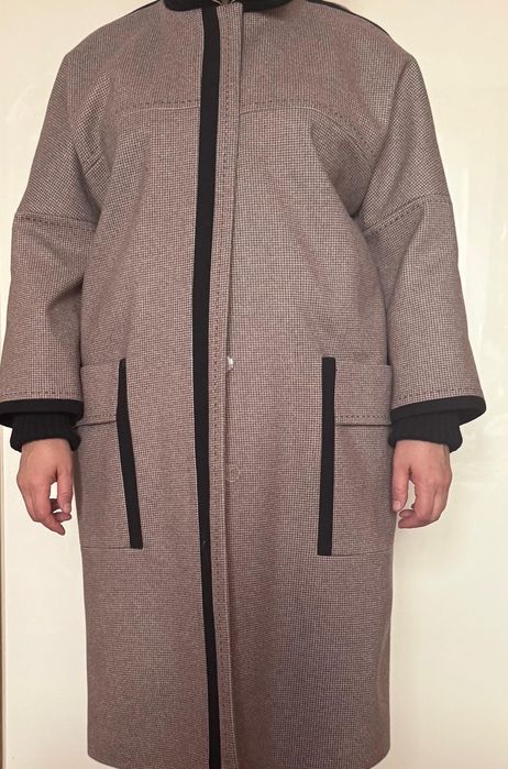 Продам пальто на весну, осень