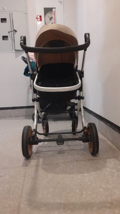 Коляска, читайте описание