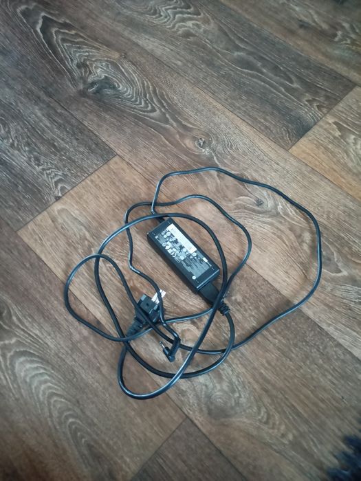 Ноутбук HP 19 INCH(дюймов)