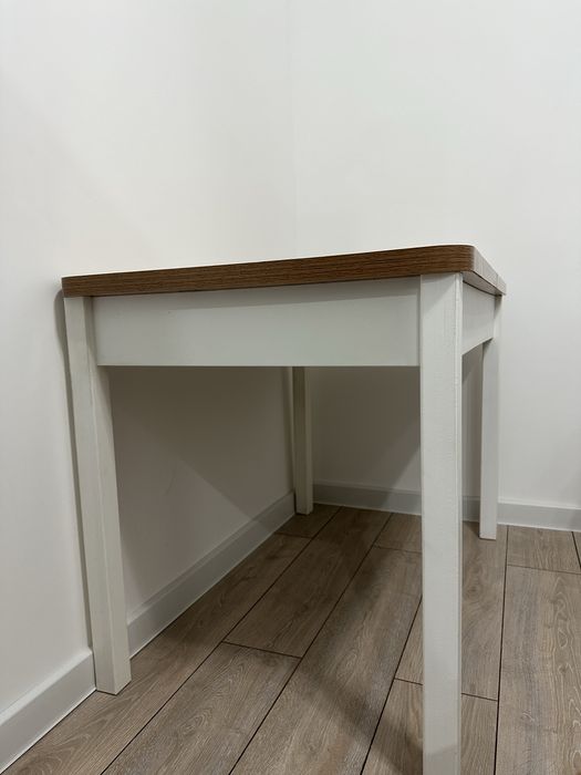 Продам кухонный стол