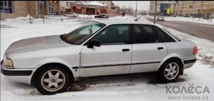 Автомобиль аудиб4