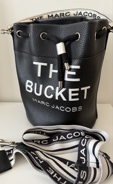 Дамски чанти bucket…