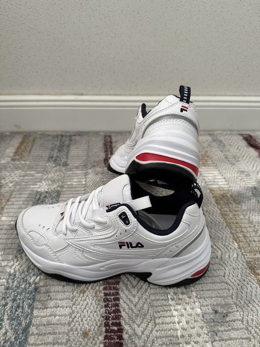 Кроссовки fila новые
