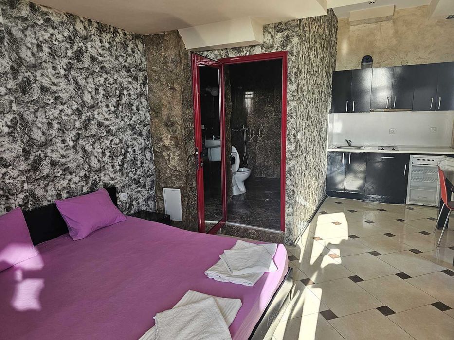 Дава се под наем  в Несебър - 40 кв.м за 275 € - Снимка #2