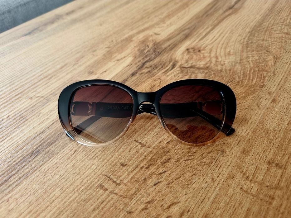 Дамски очила с кутия