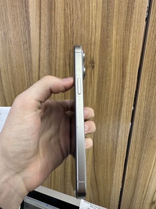 Iphone 15 pro max natural 256 gb 84 %