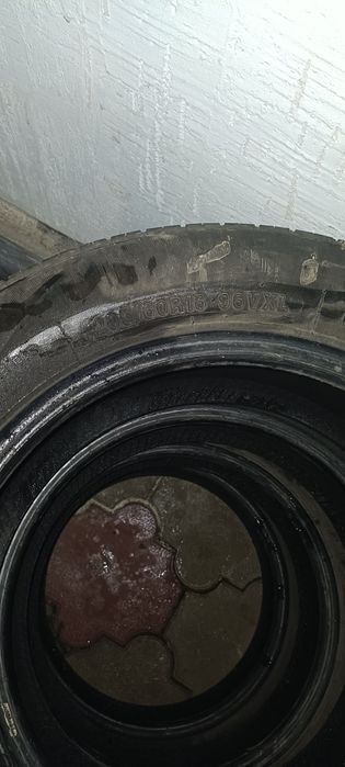 Шины летни 205/60/16