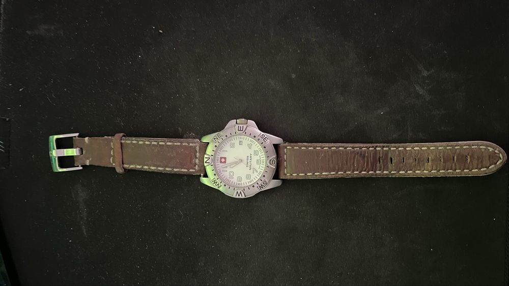 Ceas Swiss Military Field Watch – stil vintage, quartz, piele naturala