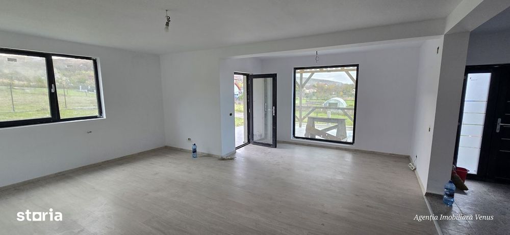 Casa noua in Catamarasti Vale