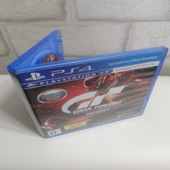 Продам игру Gran Turismo Sport PS4