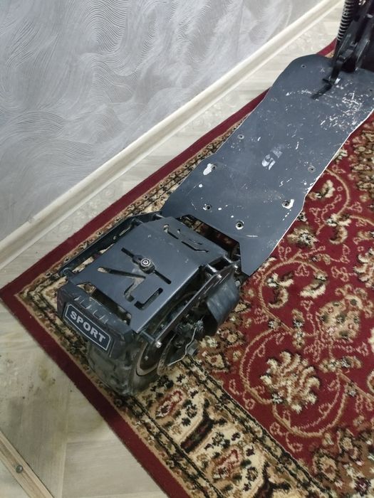 Продам электросамокат Kugoo