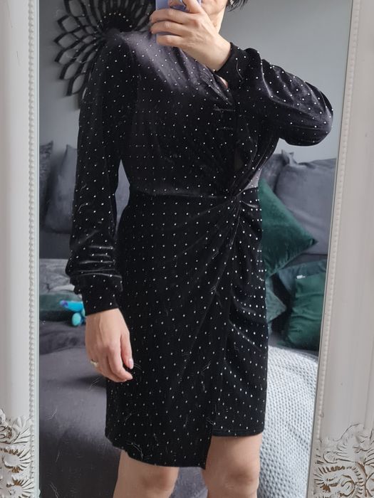 Vand rochiță din catifea