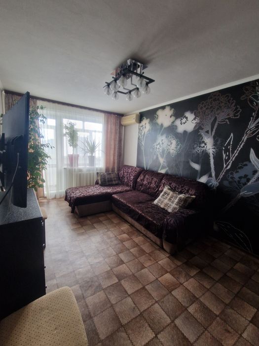 Продаётся  квартира