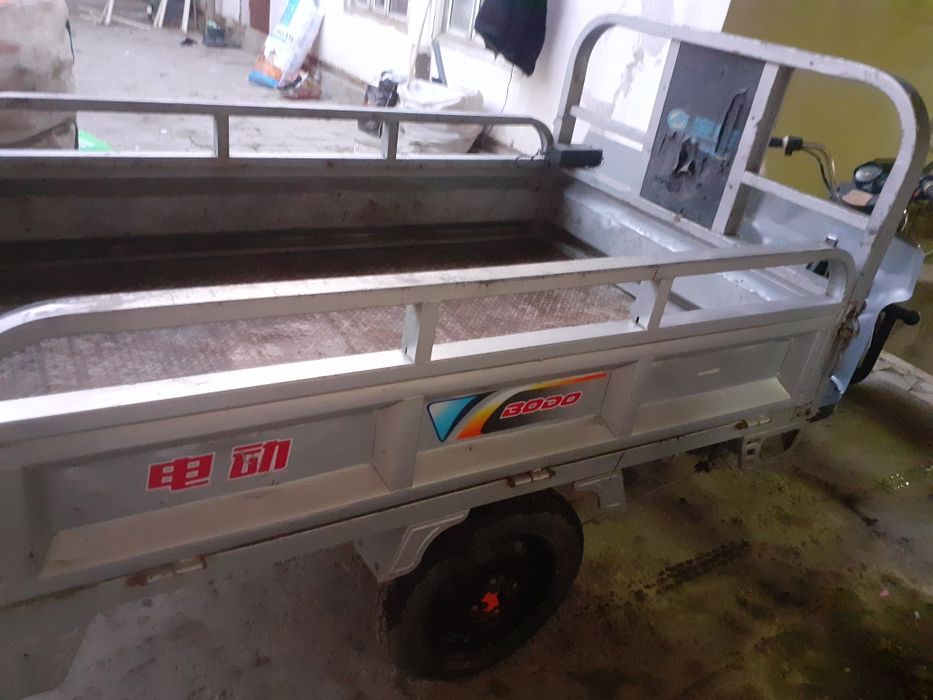 Еликтира мабил сотилади