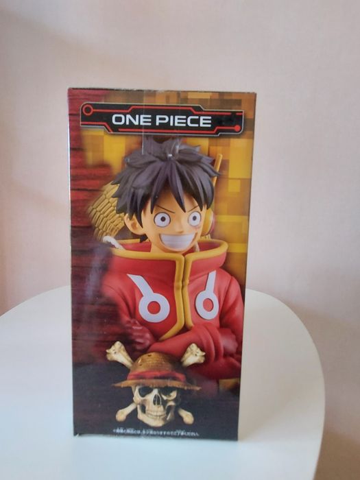 Продавам  MONKEY.D.LUFFY и Roronoa Zoro