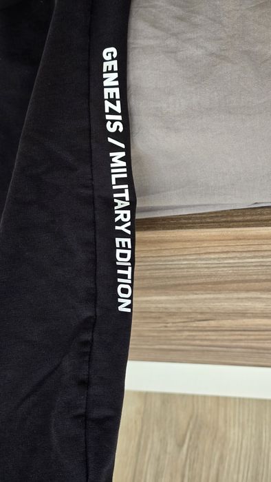 Спортни екипи Genezis - L