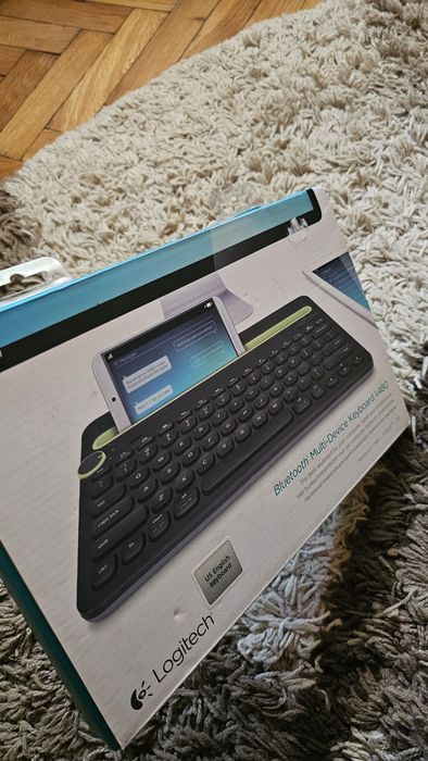 Vând keyboard LOGITECH K480