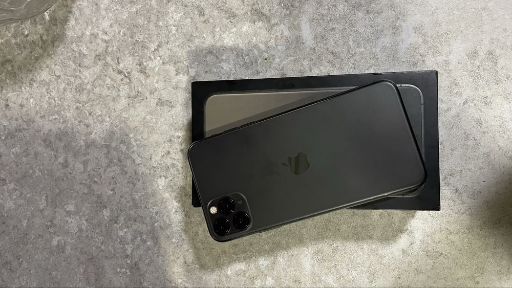 Iphone 11 pro max 64 gb dual sim