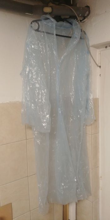 Дъждобран в пакети колкото юмрук